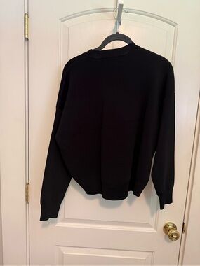 Aleeza Paris Women's Crewneck Knit Sweater in Black - NWOT- size L